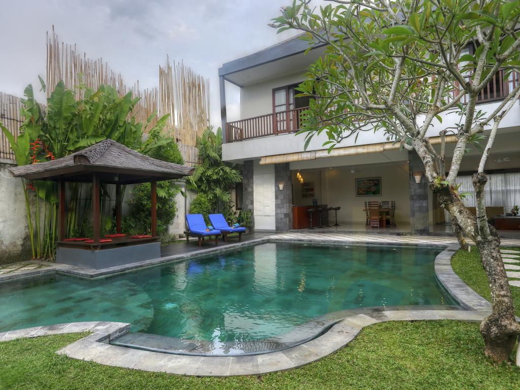 Villa Fanisa Kuta Lombok Værelse billede