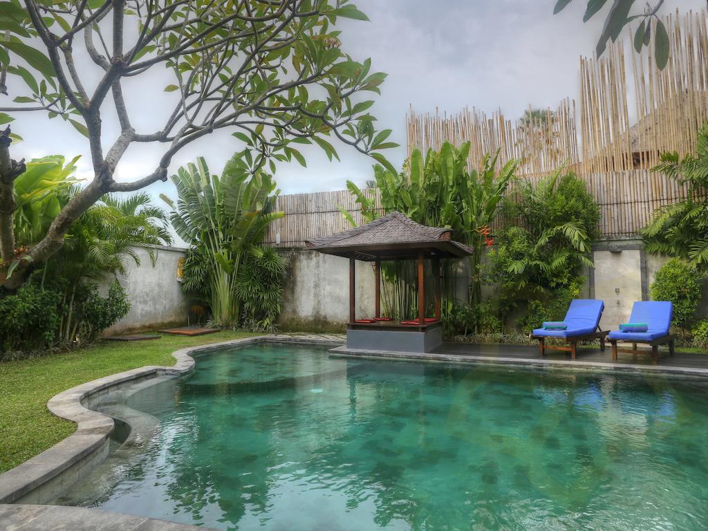 Villa Fanisa Kuta Lombok Værelse billede