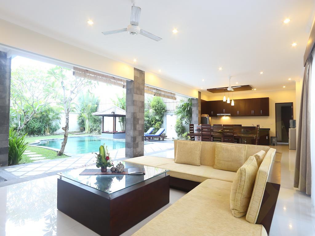 Villa Fanisa Kuta Lombok Værelse billede