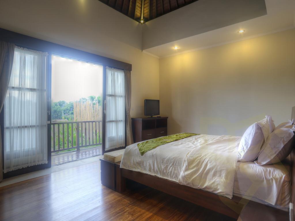 Villa Fanisa Kuta Lombok Værelse billede